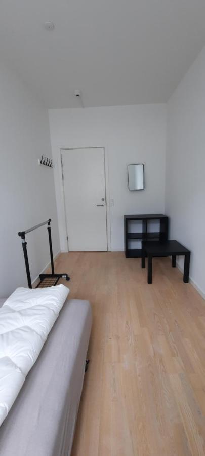 Private Room In A Shared Apartment Odense Extérieur photo